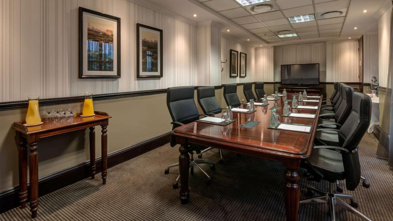 54 On Bath, Johannesburg Rosebank Екстериор снимка